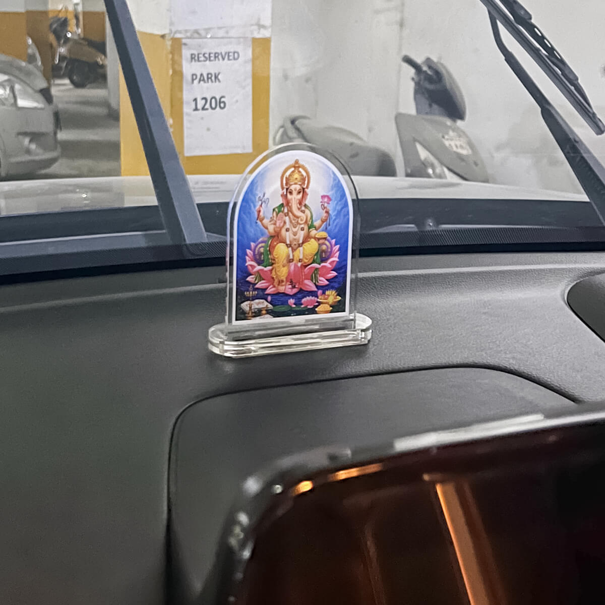 Checkout Dashboard Photo Stand - Customer Google Image Review - 16