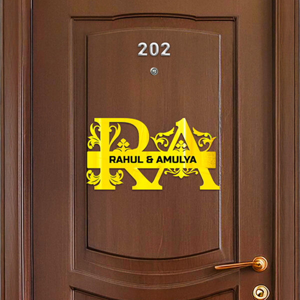 Royal Couple Nameplates